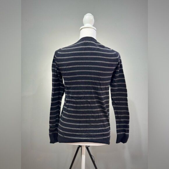 SALE! Black GAP Factory Striped Cardigan Size M VGUC - Picture 2 of 5